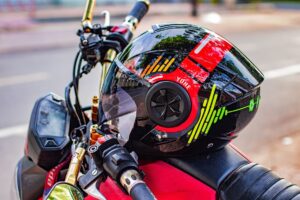 how long are motorcycle helmets good for